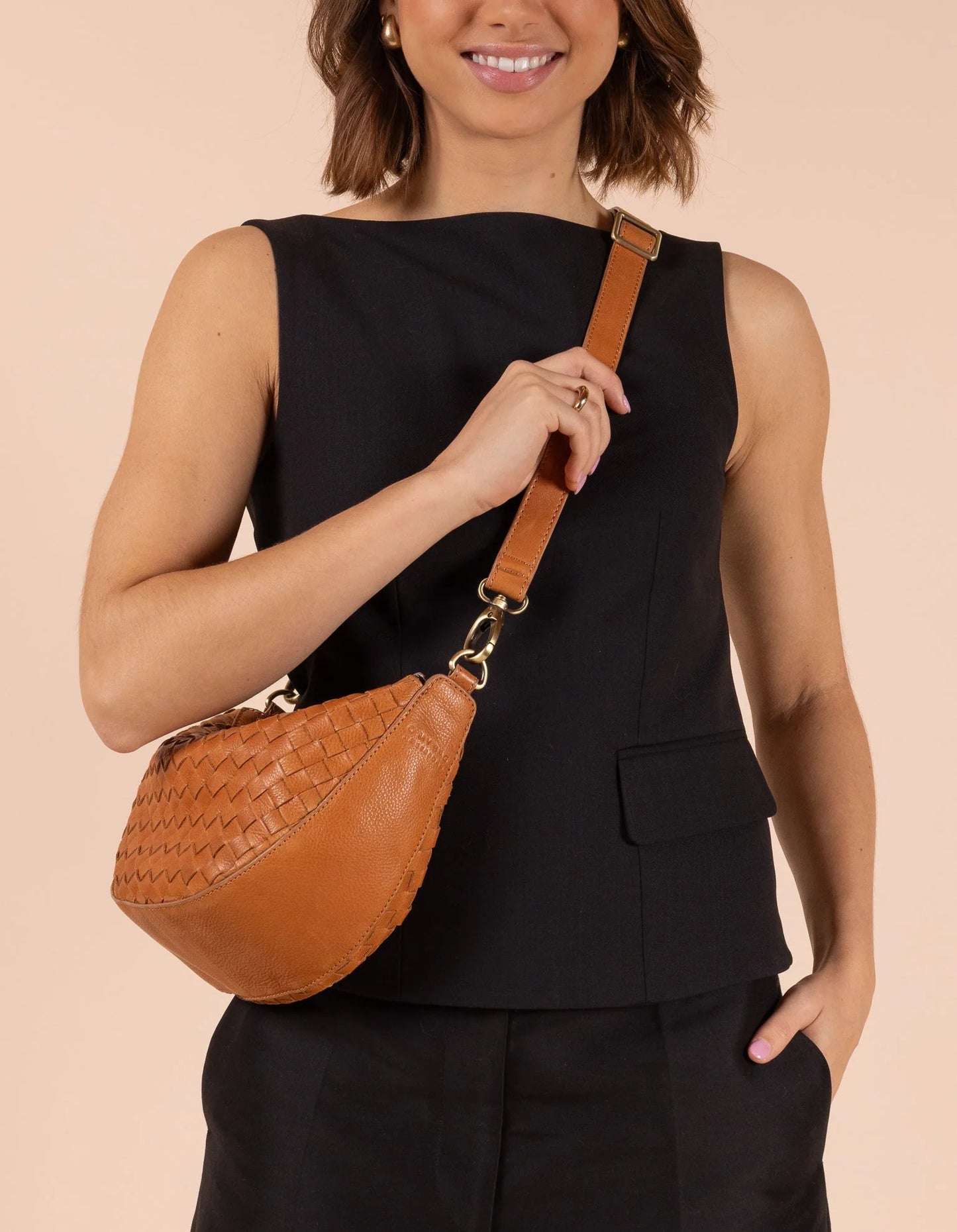 Leo - Wild Oak Woven Soft Grain Leather