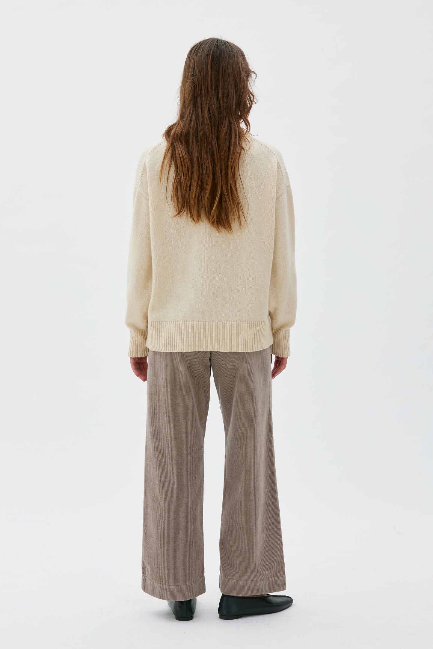 Lail - organic cotton corduroy trouser