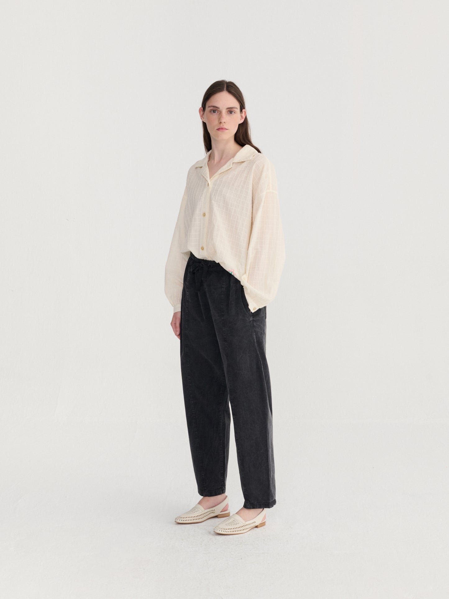 Dark grey cocoon pants