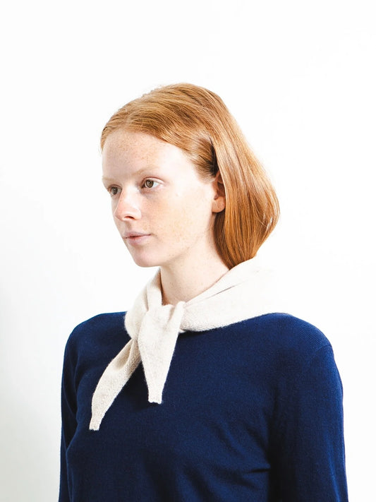 Triangle scarf - oatmeal