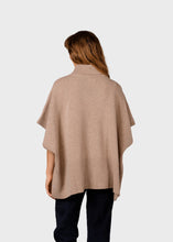 Indlæs billede til gallerivisning Alba knit poncho
