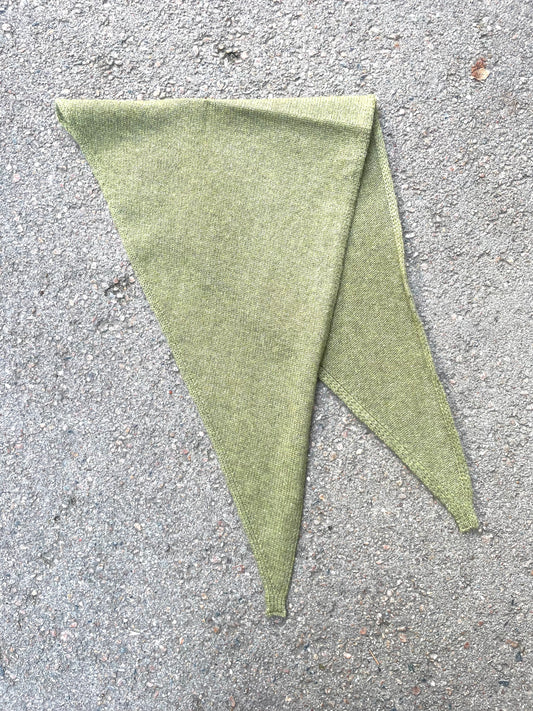 Triangle scarf - olive