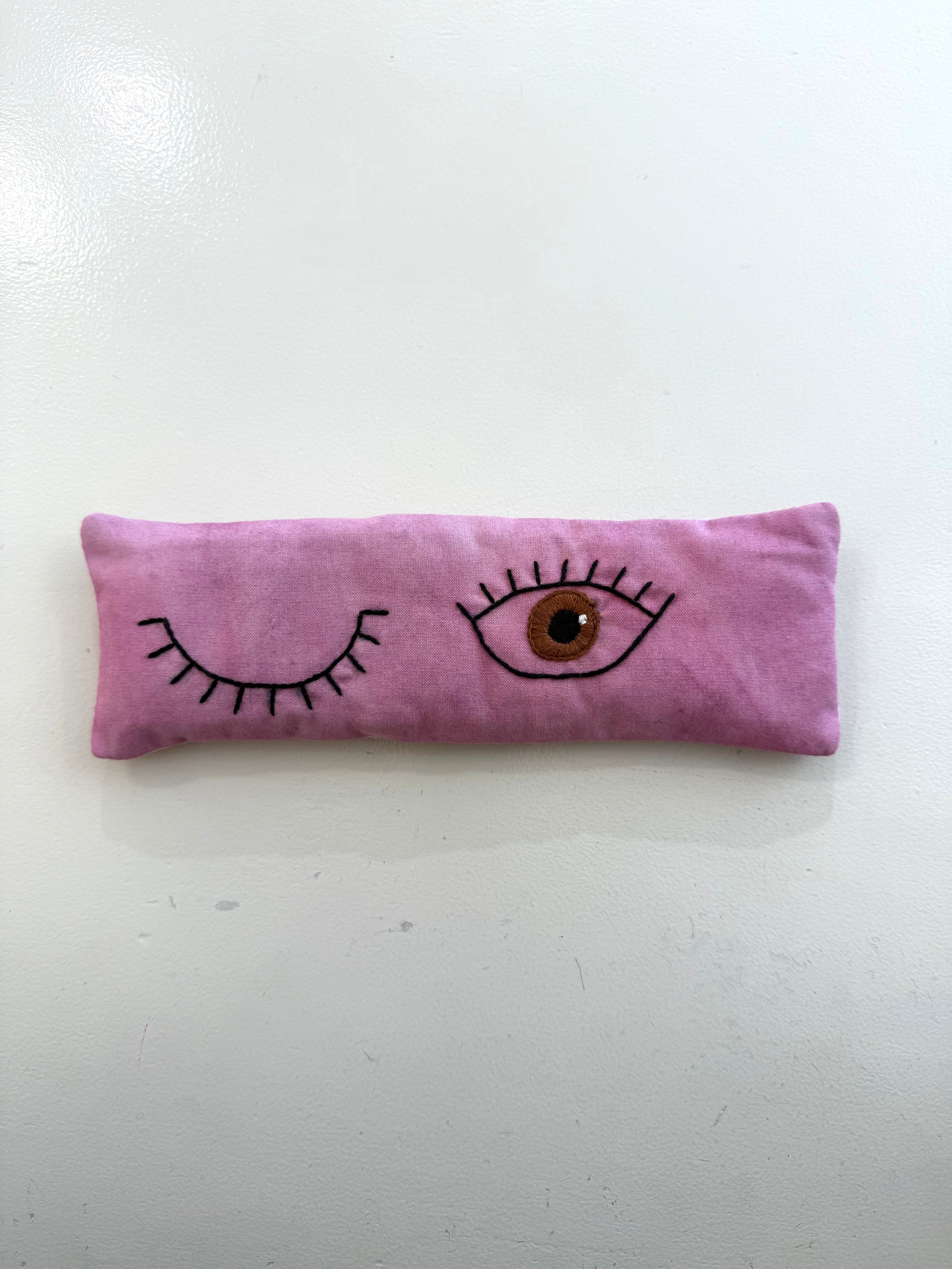Eye pillow