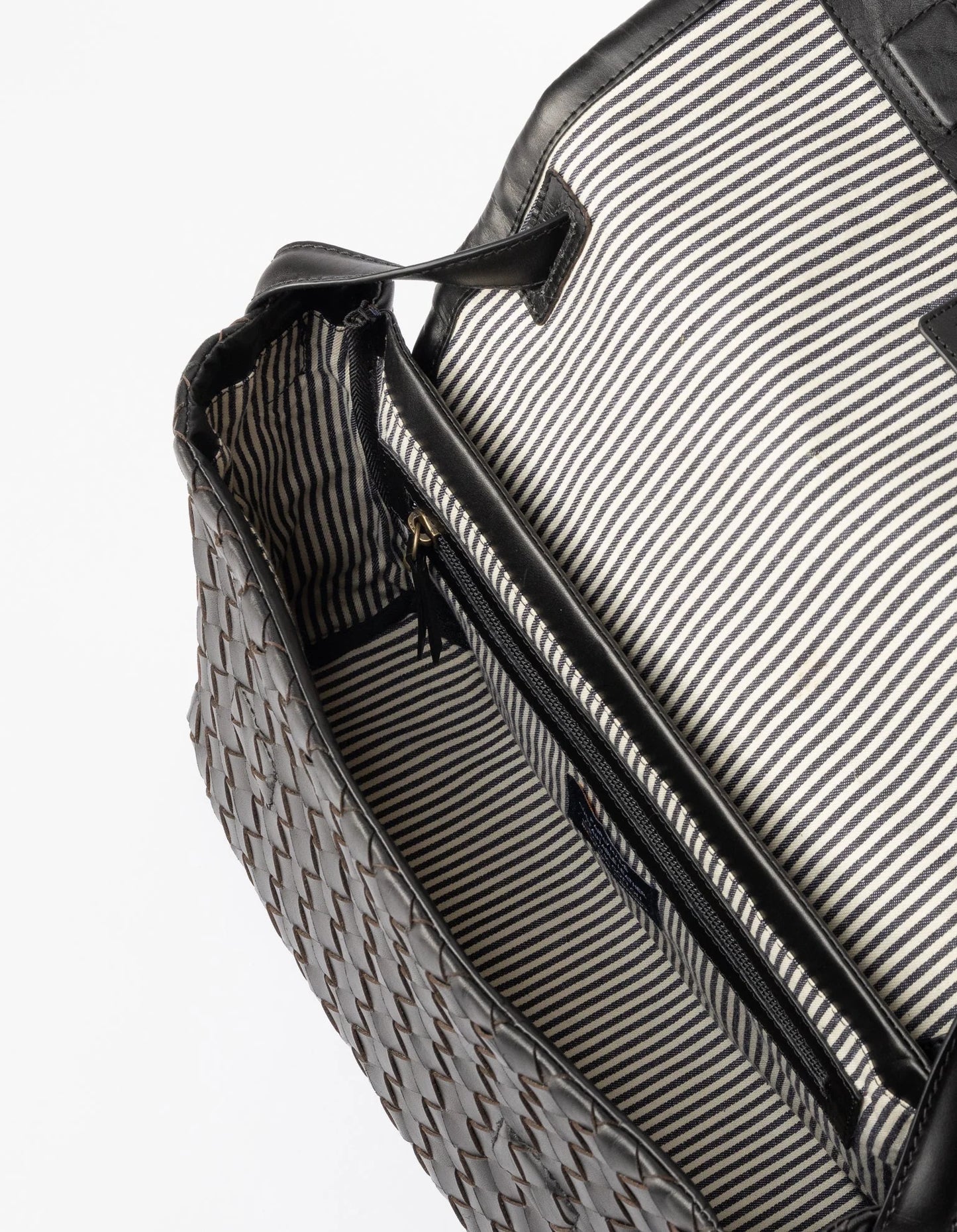 Kenzie - Black Woven Classic Leather