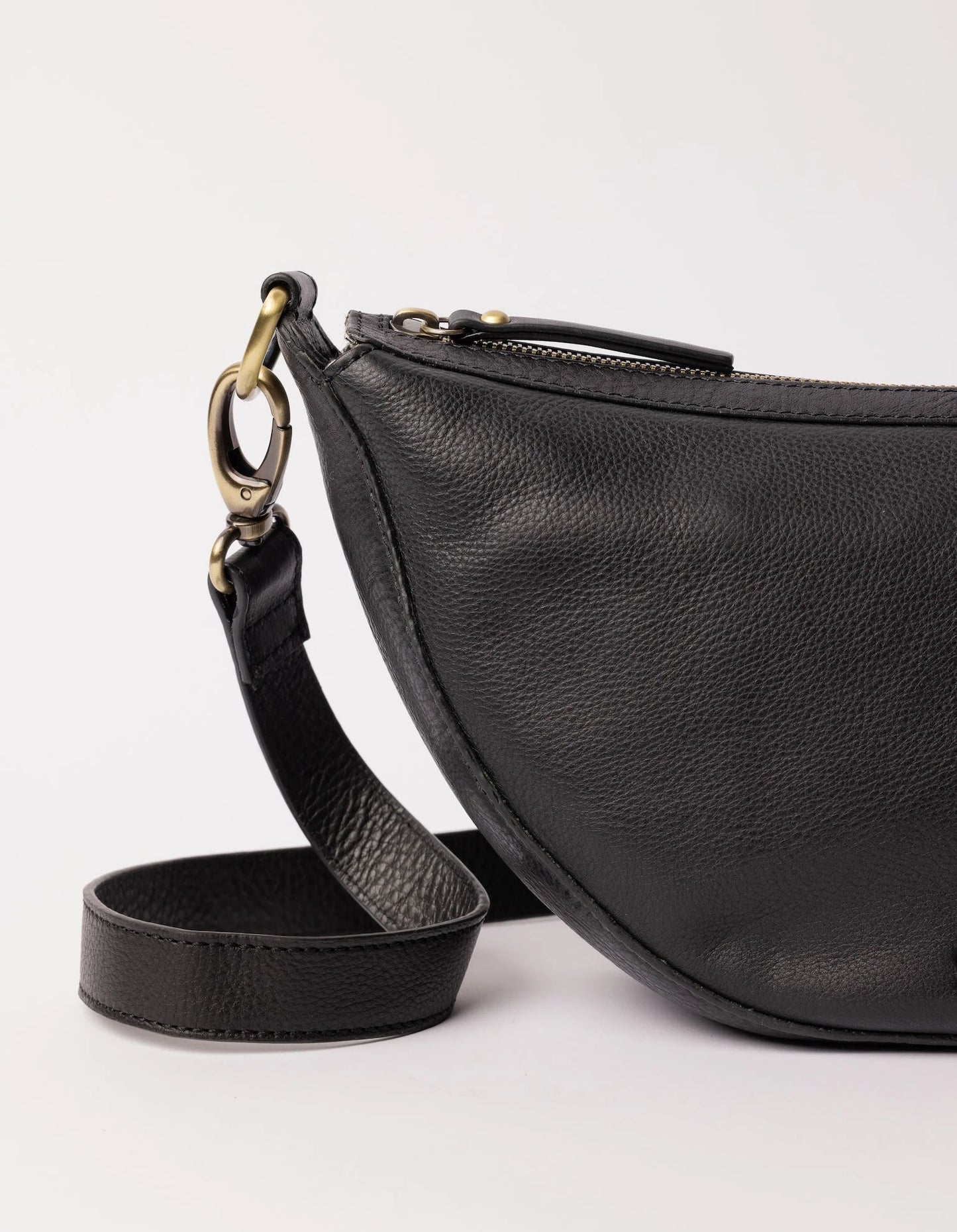 Leo - Black Soft Grain Leather