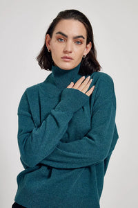 Olga lambswool loose fitted turtleneck sweater - Deep lagoon green