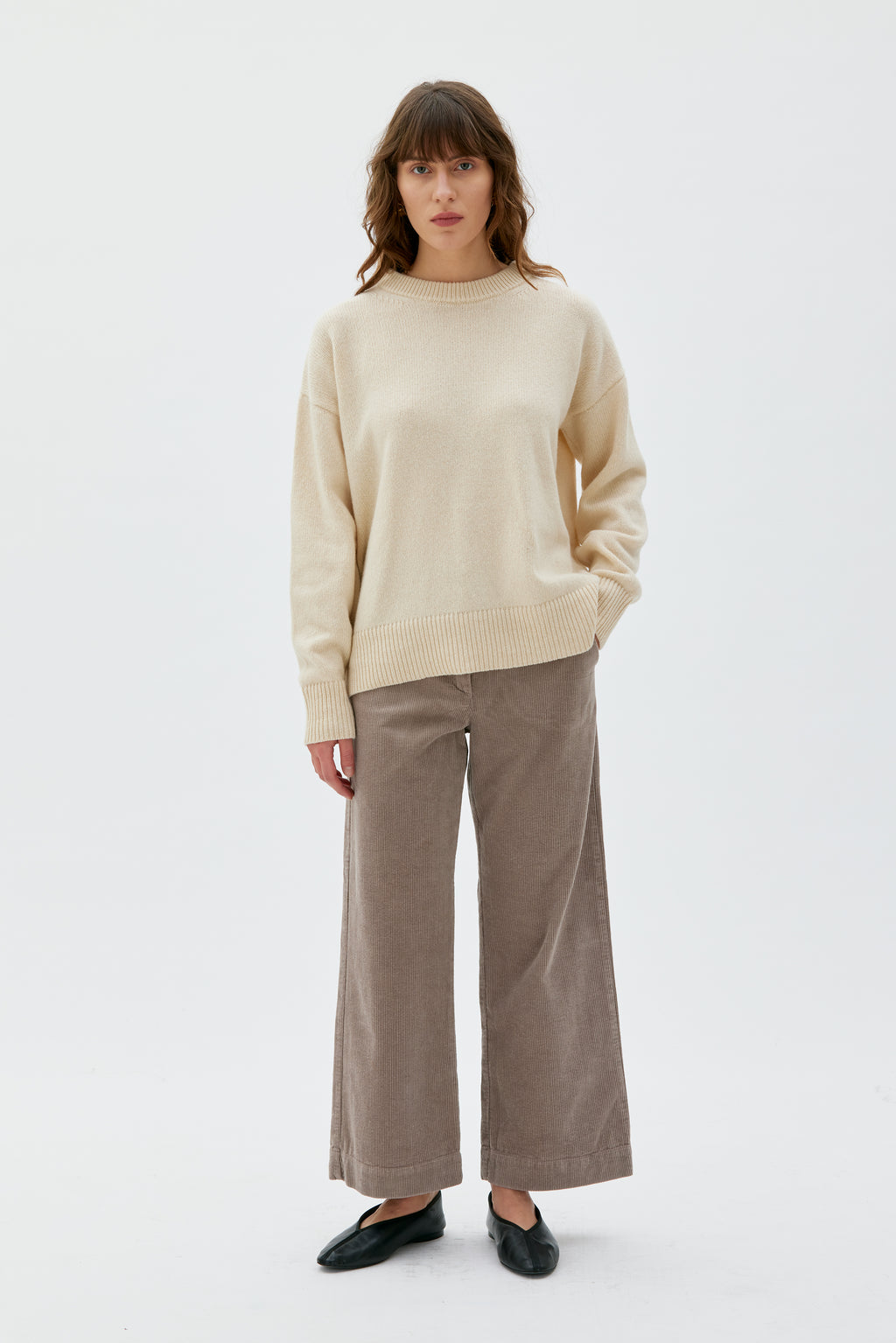 Lail - organic cotton corduroy trouser