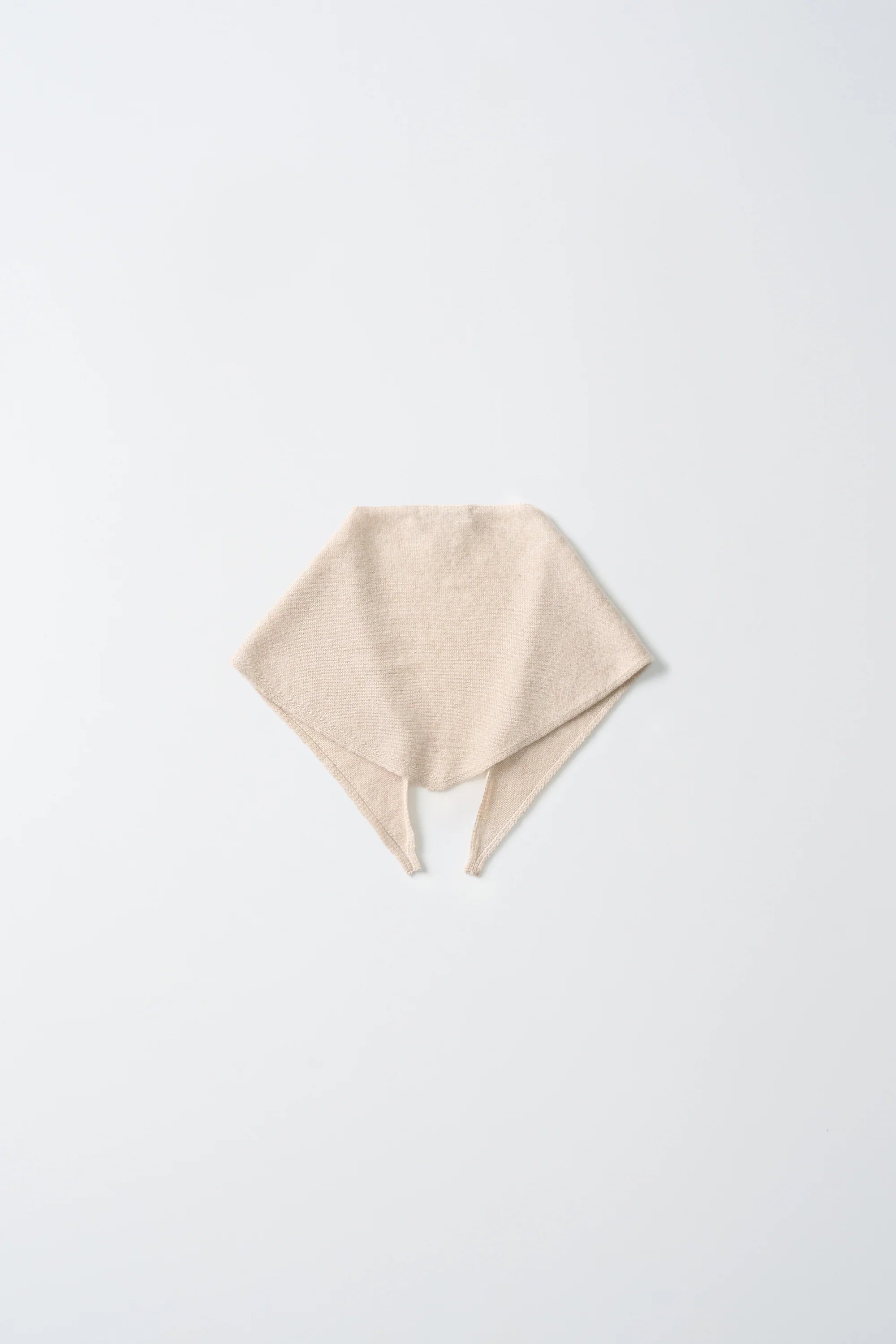 Triangle scarf - oatmeal