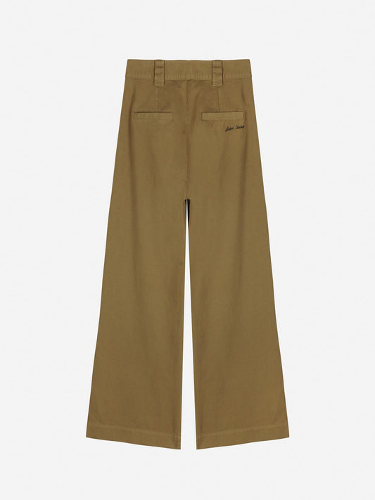 Pleated wide-leg pants