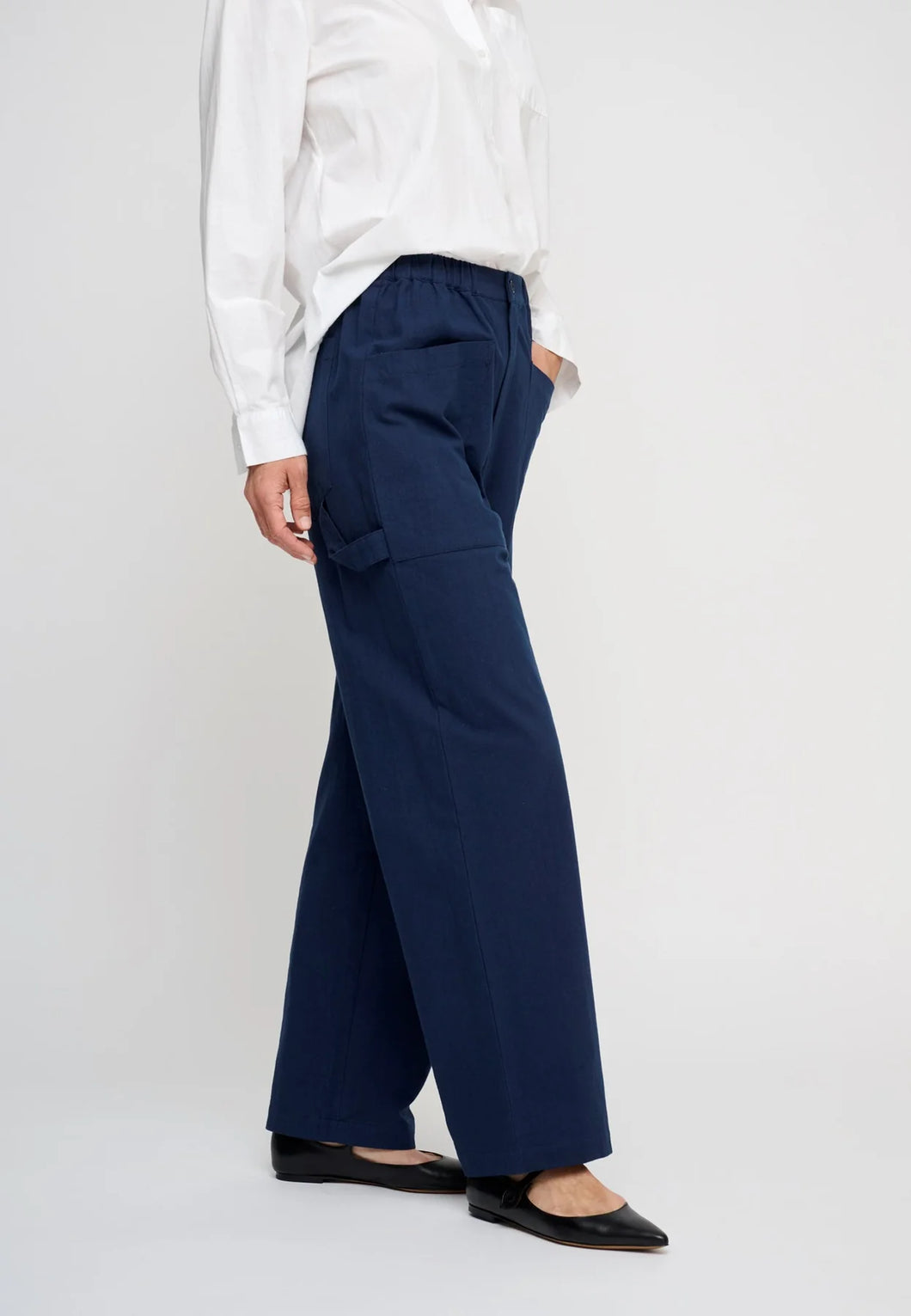 Everly pants crepe navy blue