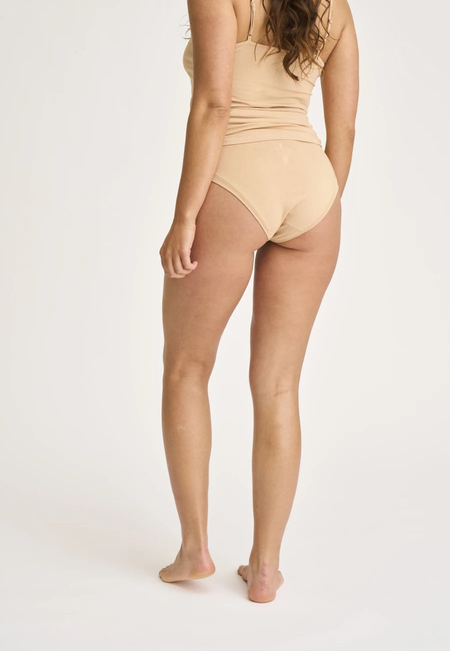 Tai bamboo - nude