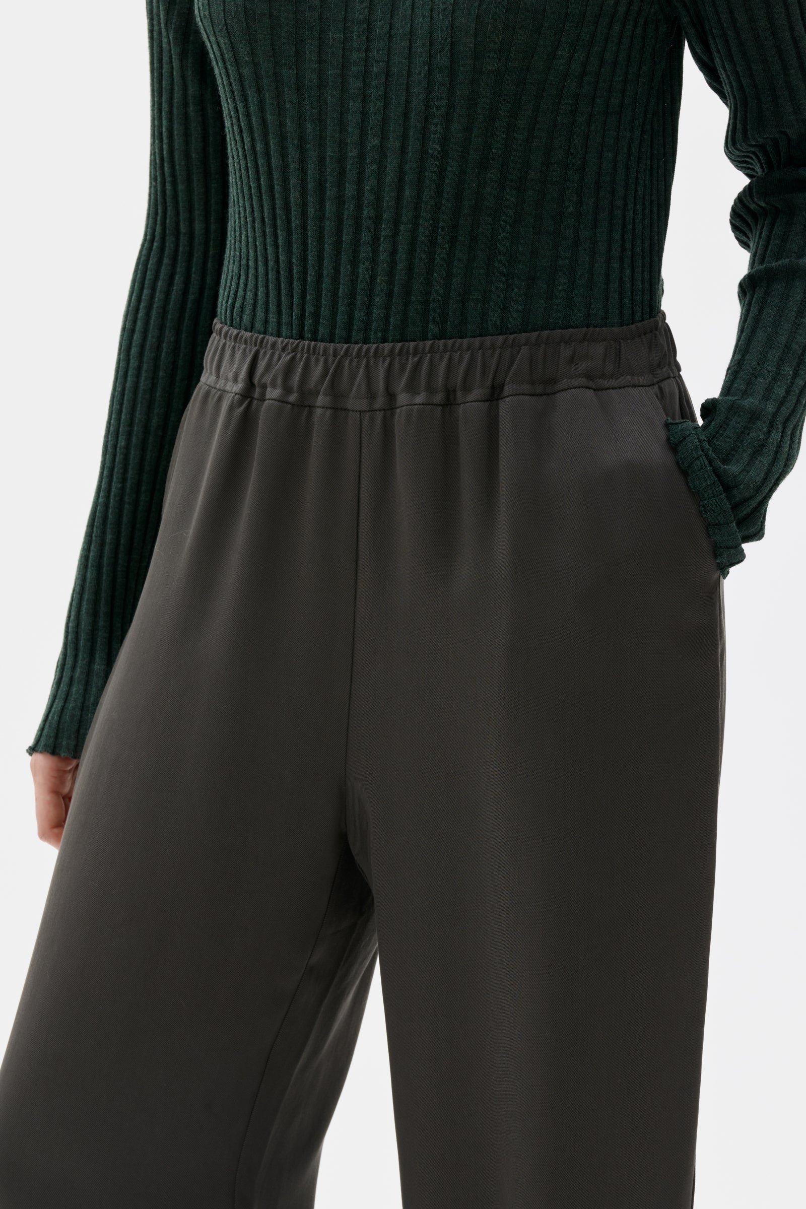 Valli - Long Tencel twill trousers