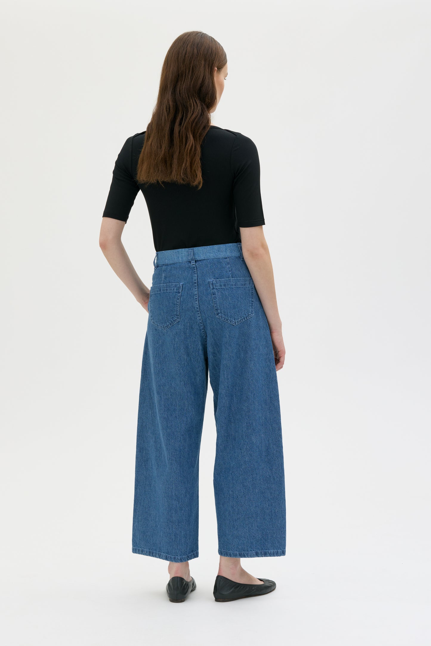 Etsu - Curved leg pleated trouser hemp organic cotton denim
