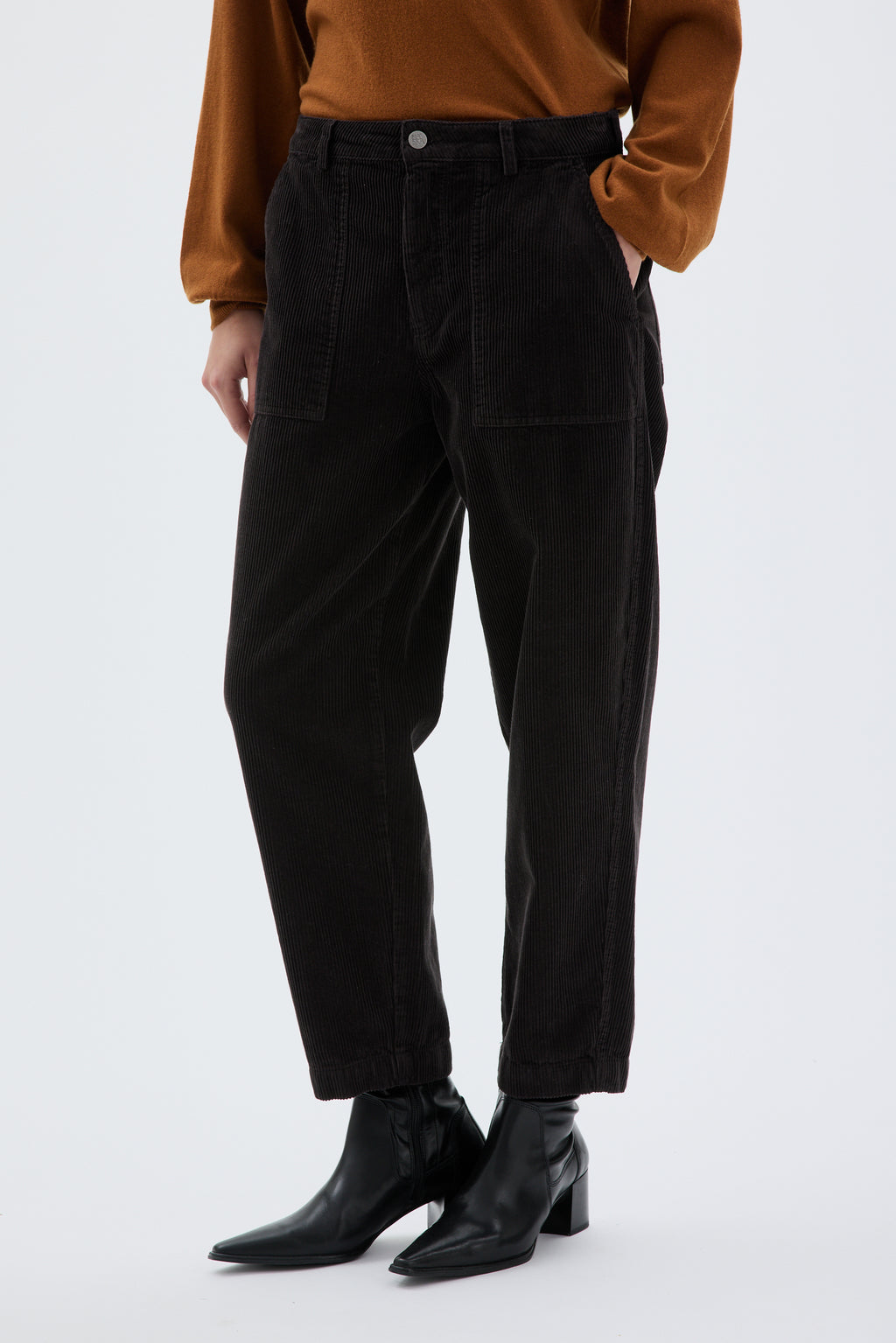 Ruth - Barrel leg cord trousers - morel brown