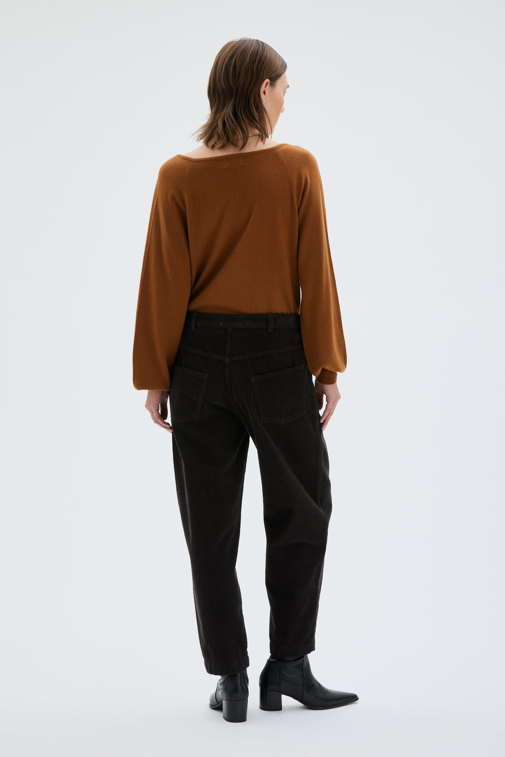 Ruth - Barrel leg cord trousers - morel brown